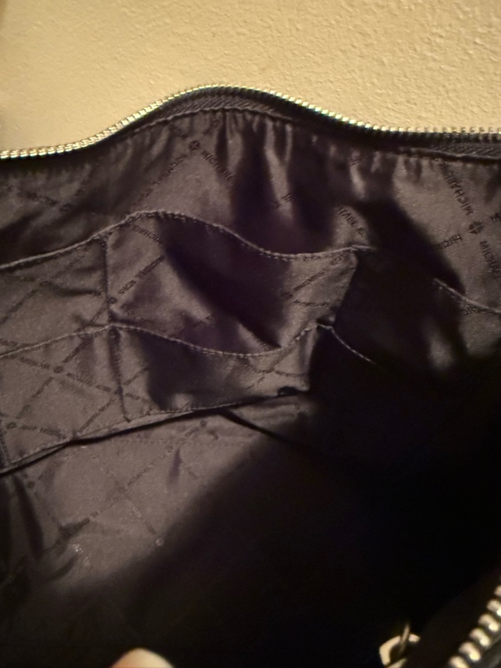 Michael Kors Black Leather Shoulder Hobo with Chain-Trim EUC - Picture 11 of 11